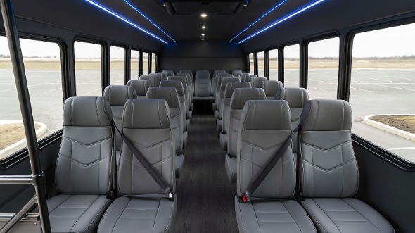 des plaines 35 passenger minibus rental