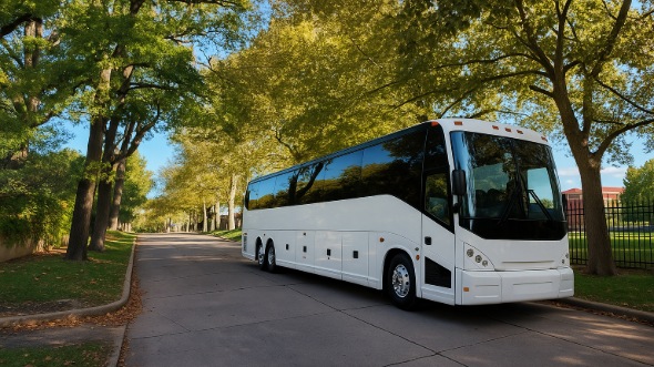 waukegan wine tour and pub crawl bus rentals